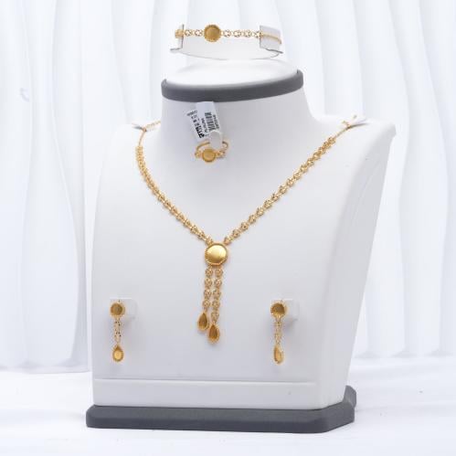 طقم ذهب عيار 21
