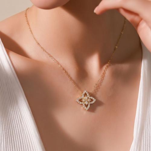 عقد ذهب عيار 18