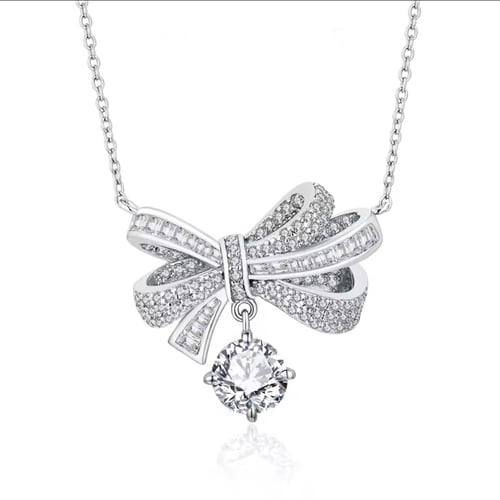 Elegant necklace encrusted with moissanite diamonds