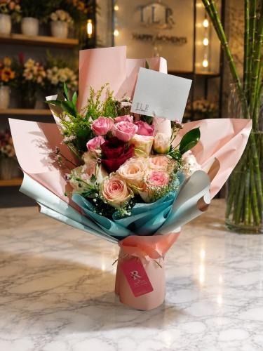 باقة ورد لمسة حب / Love Touch Bouquet