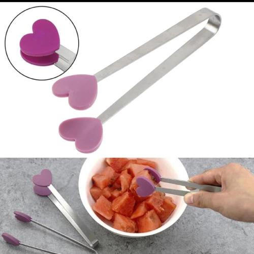 لقاط حلويات وفواكه صغير