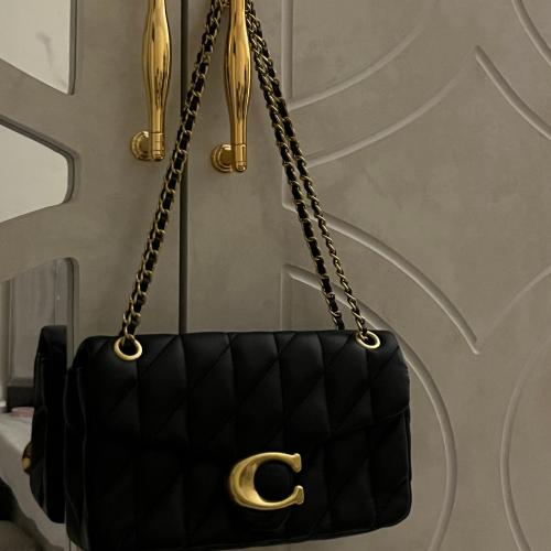 شنطة كوتش كلاسيك اسود