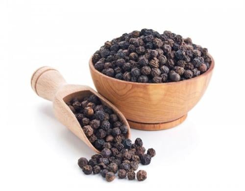 Black pepper whole