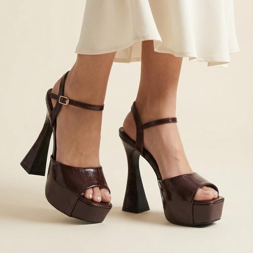 كعب كاجوال بألوان مختلفة