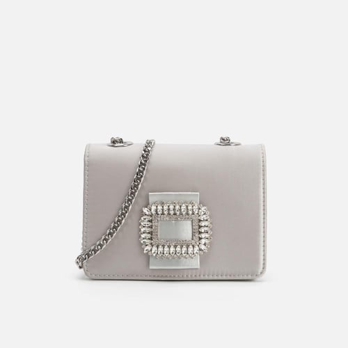 شنطة سهرة بالوان مختلفة