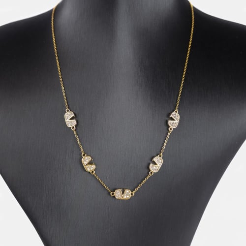 طقم سلسال وحلق بالوان مختلفة