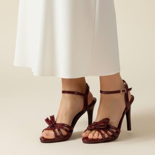 كعب كاجوال بألوان مختلفة