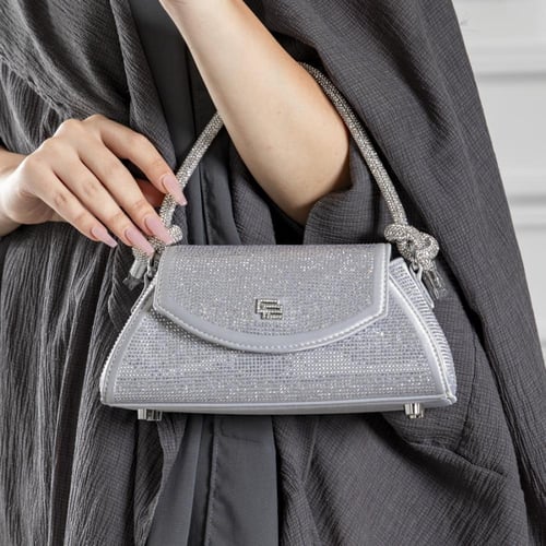 شنطة سهرة بألوان مختلفة