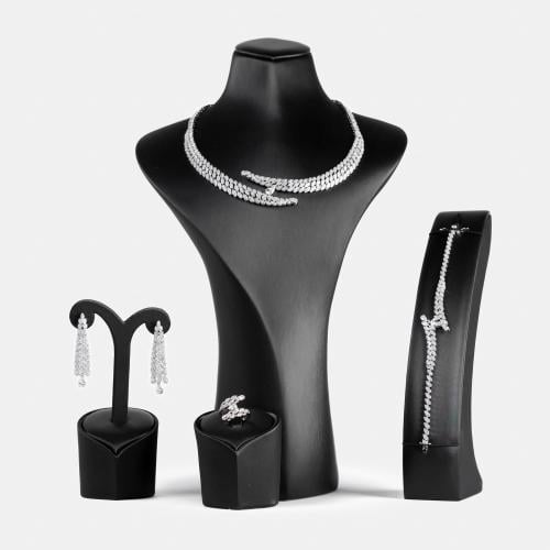 طقم سهرة زركون بتصاميم الالماس