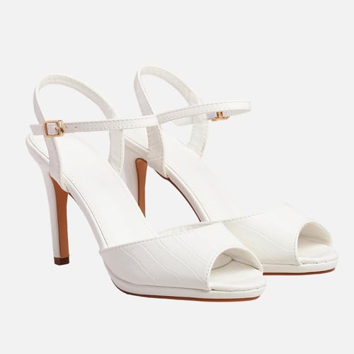 كعب كاجوال بألوان مختلفة