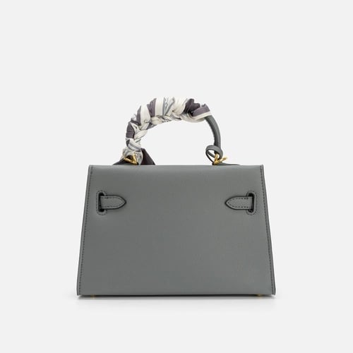 شنطة كلاسيك بالوان مختلفة