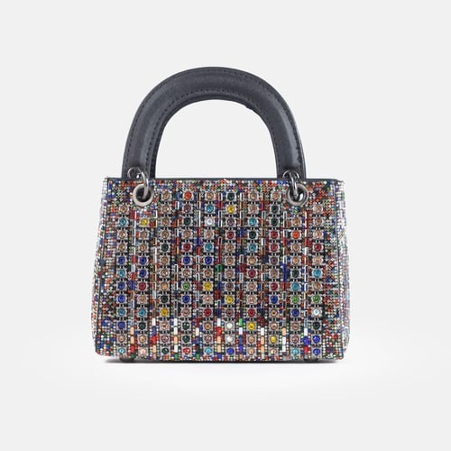 شنطة سهرة بألوان مختلفة