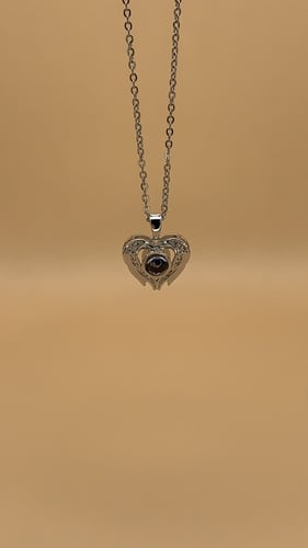 سلسال الصورة السرية