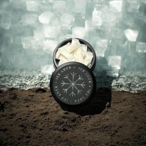 لوكر اسود جلد اسود مموه