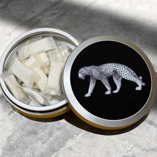 لوكر جلد نمري