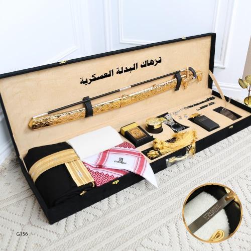 هدايا الترقيه والتخرج طقم رجالي سيف عربي وخنجر وبش...