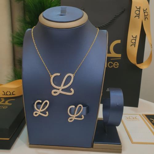 طقم فخم و ملفت زركون ذهبي