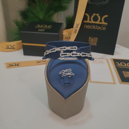 سوارة مع خاتم ناعم أنيق زركون تصميم الشركة الفرنسية apm