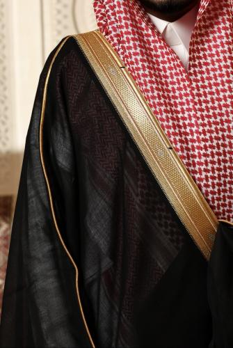 مشلح طوابيق أسود مطور يوم الثلاثاء