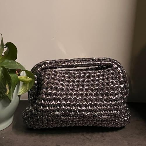 Clutch bag ( فضي )