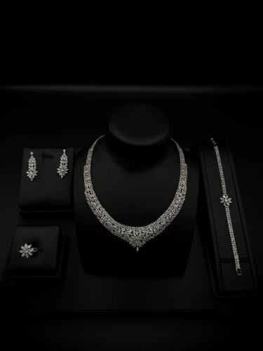 طقم اكسسوار بلمعة زركون فاخر