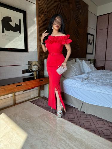 فستان سهرة احمر حديث .