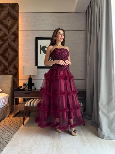 فستان سهره عنابي فخم وحديث