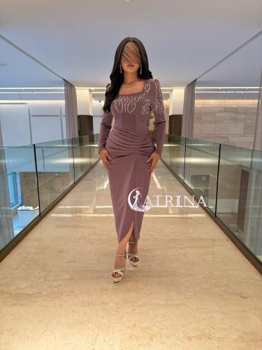 فستان سهرة ناعم وانيق لونين.