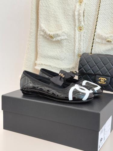 حذاء ماري جين شانيل (Chanel) مجموعة "25K"