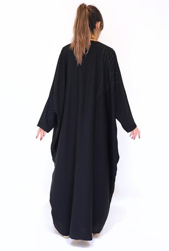 عباية لف نص بشت مطرزة 1177201