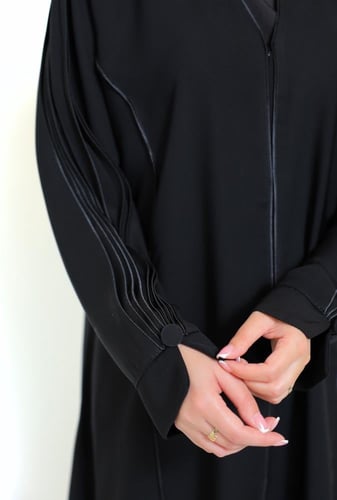 عباية مطرزة في الكم طبقات 107901