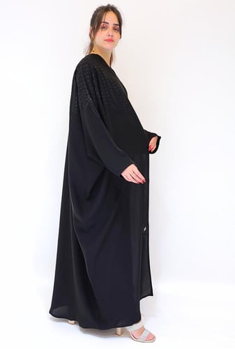 عباية لف نص بشت مطرزة 1177201