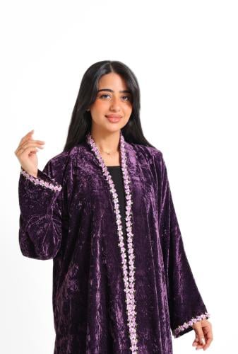 عباية مخمل بورود راقية 1268417