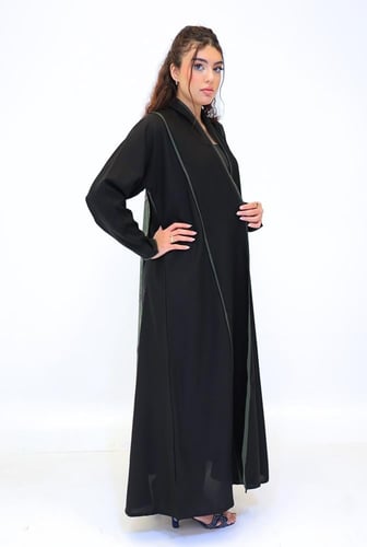 عباية لف ملونة من الخلف 1180213