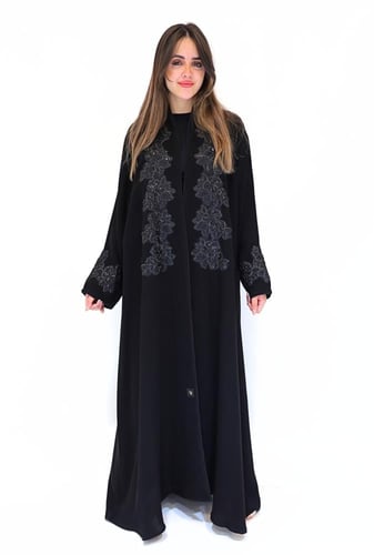 عباية لف مطرزه من لأمام 1181001