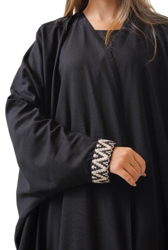 عباية بشت كريب مع كتان 1023701