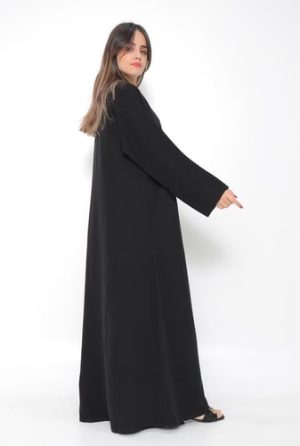 عباية مطرزة 1188101