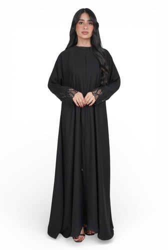 عباية مطرزة بتطريز انيق في الكم 1259701