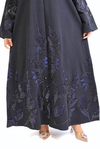 عباية مطرزة 1223201