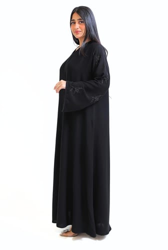 عباية مطرزة في الكم 1221801