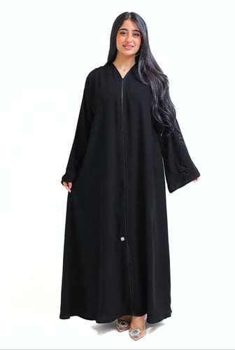 عباية مطرزة في الكم 1221801