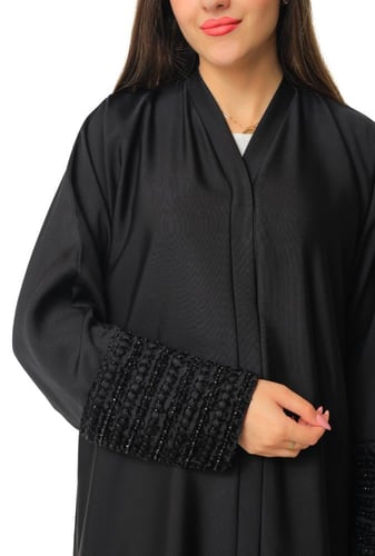 عباية كريب فاخر بشغل ناعم 1042701