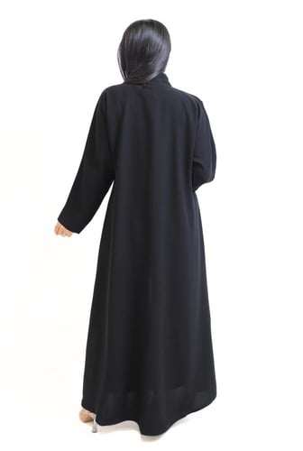 عباية لف مطرزة 1222301