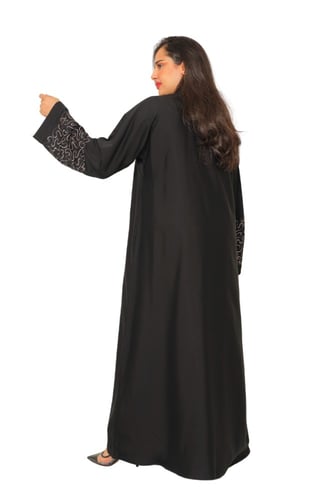 عباية مطرز على الكم 1040104