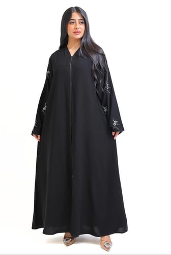 عباية مطرزة في الكم 1221804