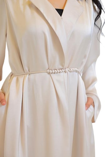 عباية ياقة ربطة في الخصر 503304