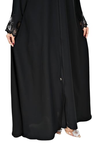 عباية انيقة بتطريز في الاكمام 1259001