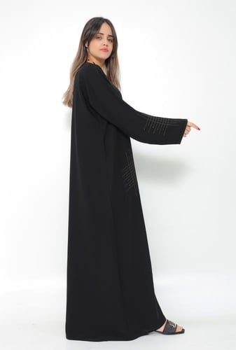 عباية مطرزة 1186101