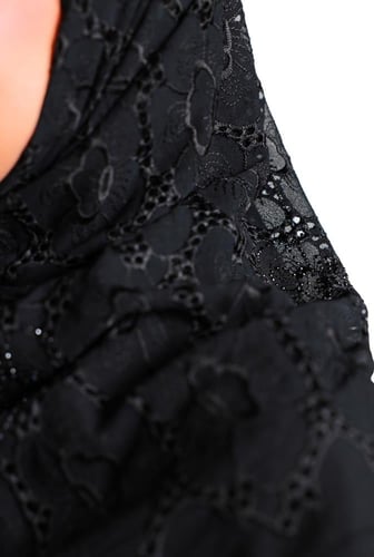 طرح مطرزة ناعم 147301