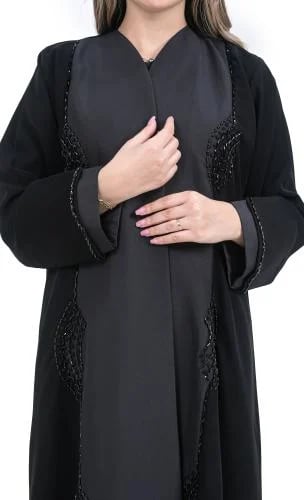 عباية لف بتطريز فصوص وخرز أنيق 1353701